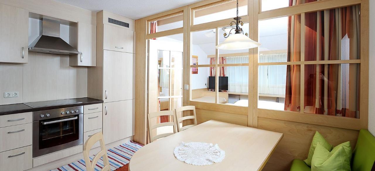 Hotel Kristall B&B 이스크글 외부 사진